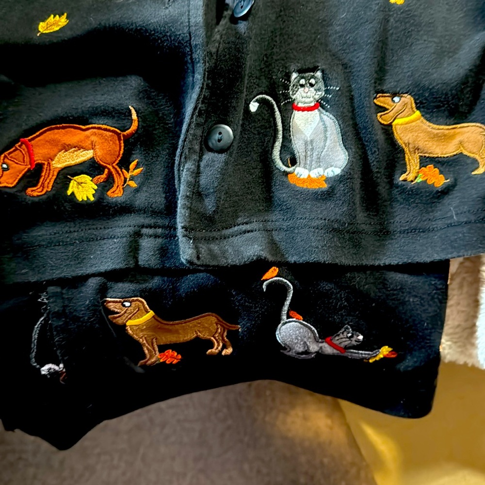 Women’s two piece skirt set. - Picture 3 of 3